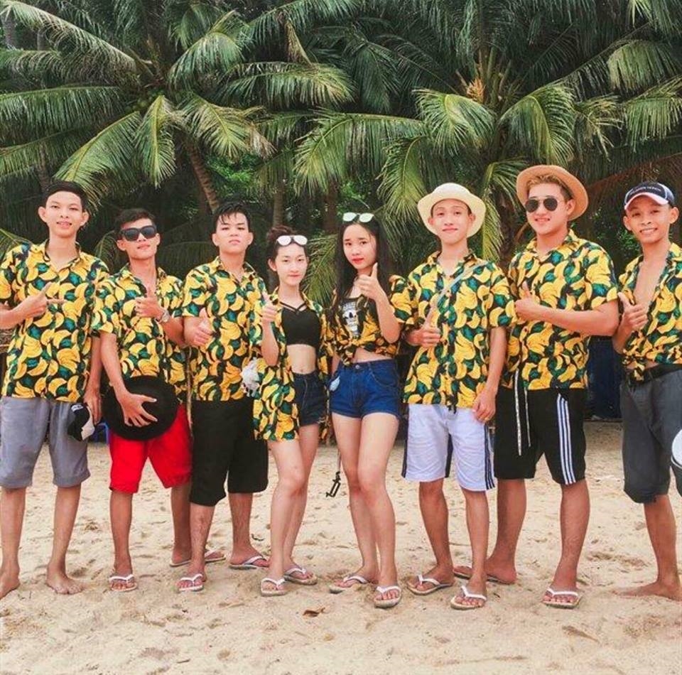 đồng phục đi biển