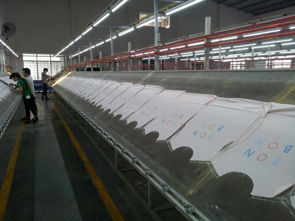 xưởng áo lớp đẹp tại đà nẵng